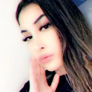 Meet your Posher, Yasamin